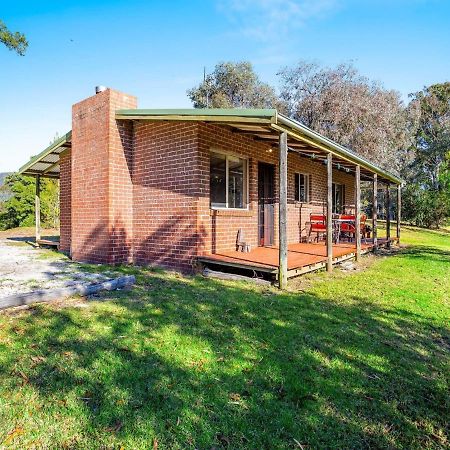 Braeside Cabin Two Alphitonia Central Tilba Екстер'єр фото