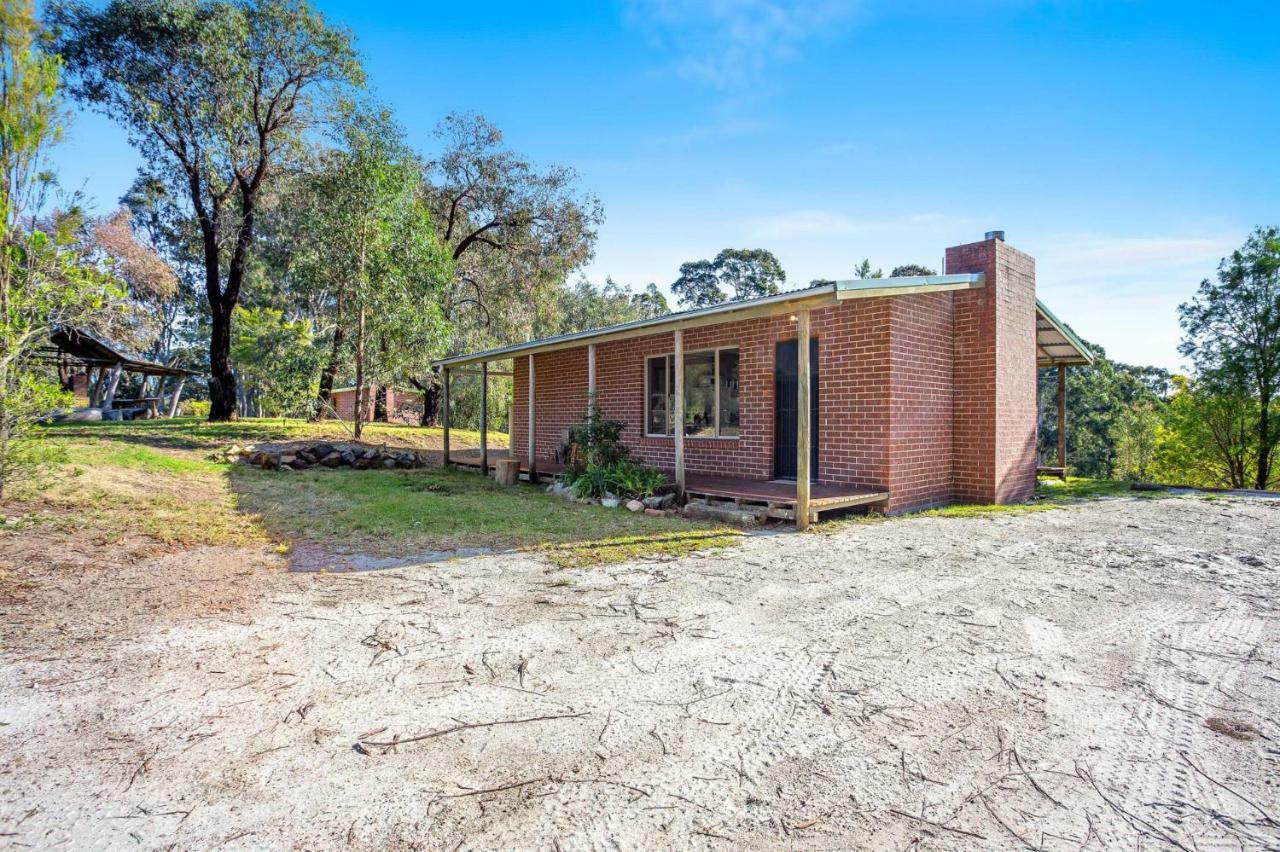 Braeside Cabin Two Alphitonia Central Tilba Екстер'єр фото